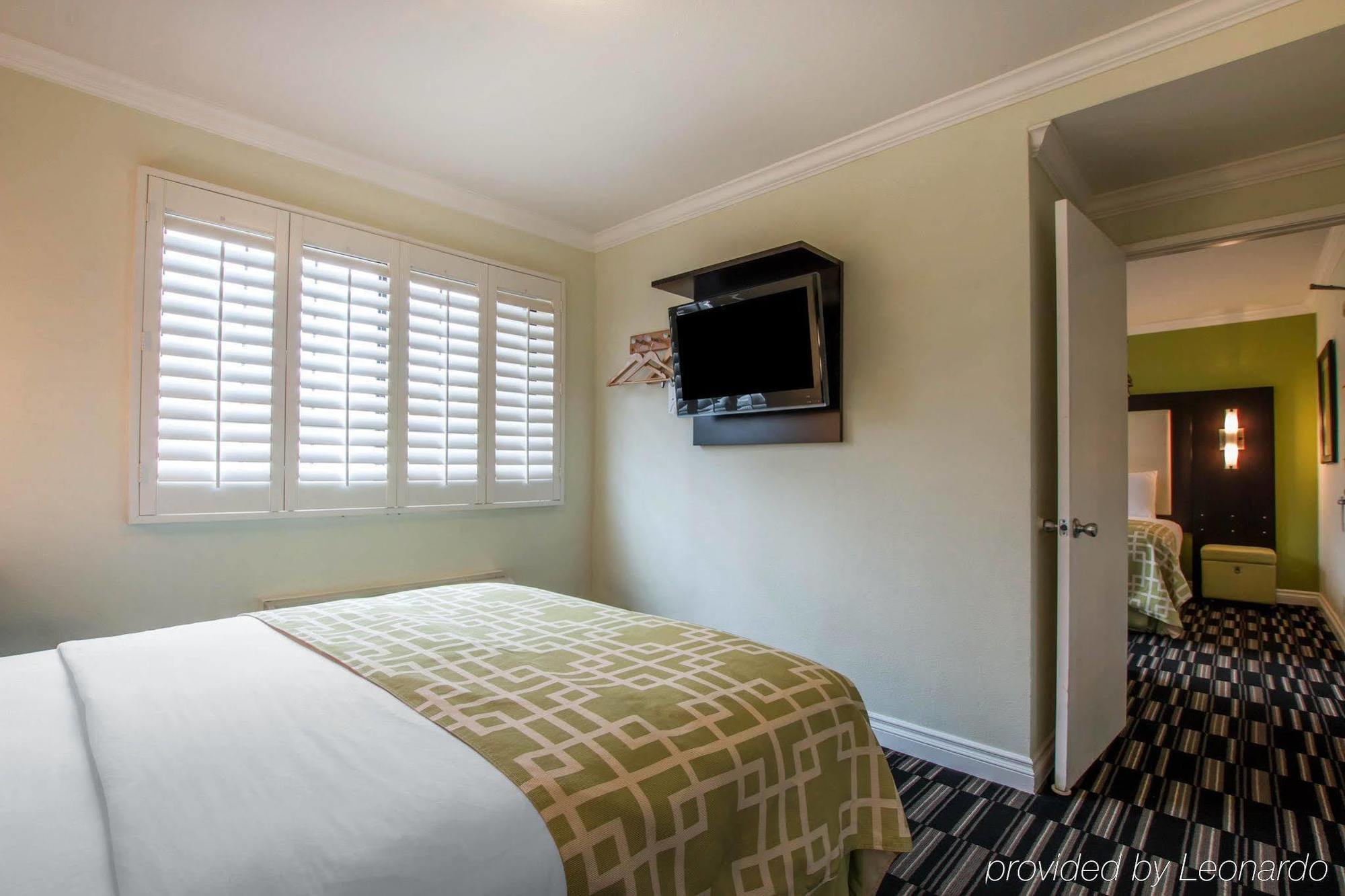 Surestay By Western Beverly Hills West La Hotel